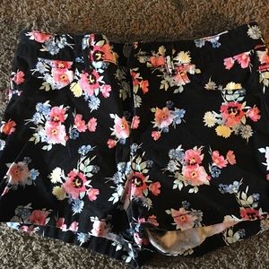 Flower shorts